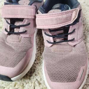 On Cloud Play Kids 11.5 Running Shoes Sneakers